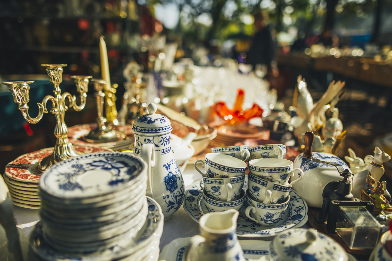 Antique Shopping Near Glendale | David Hobbs Honda